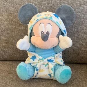Disney Parks 12” Mickey Mouse in Pluto Blanket Souvenir Plush Stuffed Toy